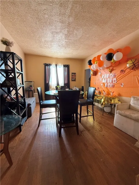 188 5th Street, Rochester, New York 14605, Rochester, New York 14605, 4 Bedrooms Bedrooms, 8 Rooms Rooms,2 BathroomsBathrooms,Residential,For Sale,188 5th Street, Rochester, New York 14605,0,R1648792