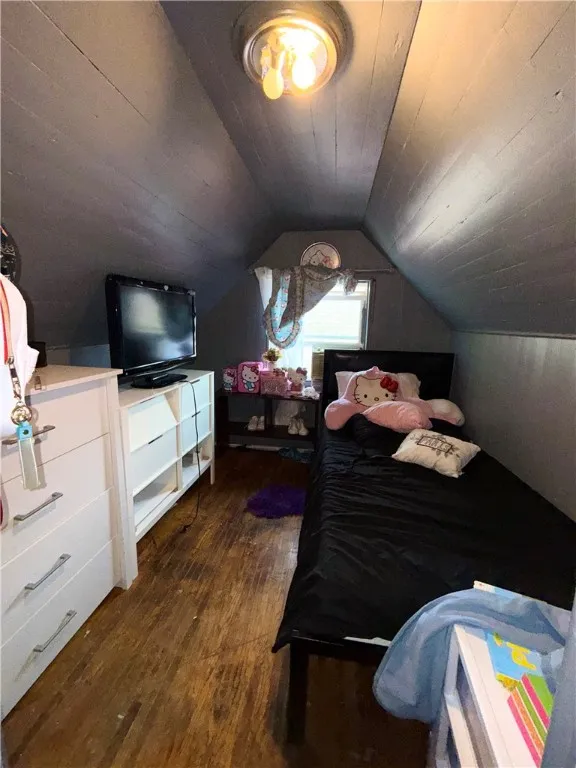 188 5th Street, Rochester, New York 14605, Rochester, New York 14605, 4 Bedrooms Bedrooms, 8 Rooms Rooms,2 BathroomsBathrooms,Residential,For Sale,188 5th Street, Rochester, New York 14605,0,R1648792