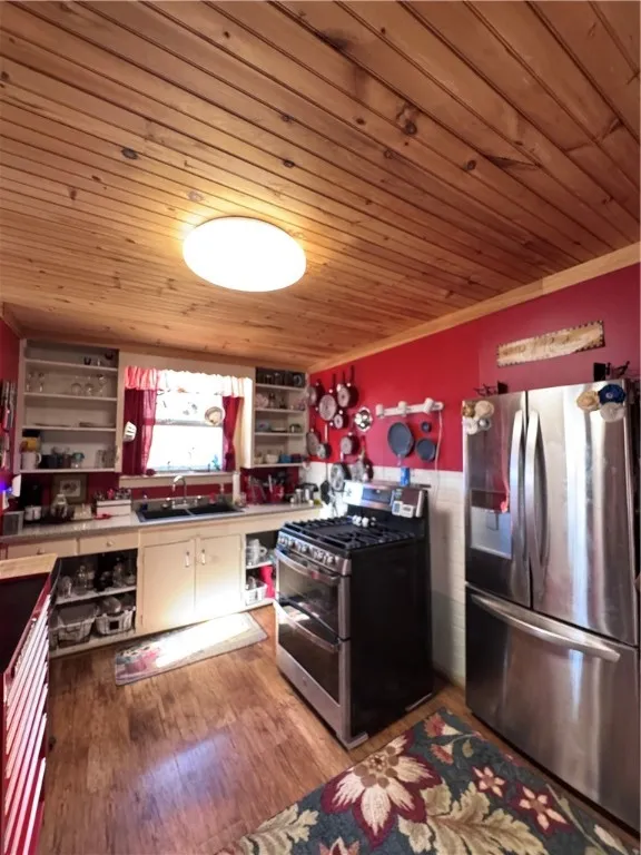 82 Main Street, Eldred, Pennsylvania 16731, Eldred, Pennsylvania 16731, 3 Bedrooms Bedrooms, 8 Rooms Rooms,1 BathroomBathrooms,Residential,For Sale,82 Main Street, Eldred, Pennsylvania 16731,0,R1648915