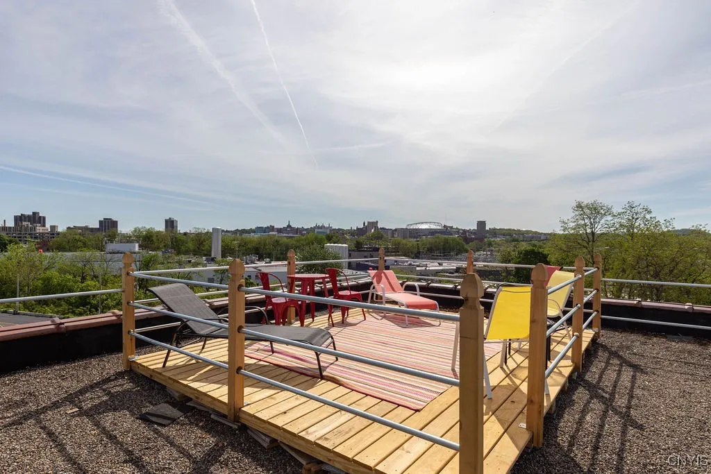 377 West Onondaga Street 301, Syracuse, New York 1, Syracuse, New York 13202, 1 Bedroom Bedrooms, 6 Rooms Rooms,1 BathroomBathrooms,Residential,For Sale,377 West Onondaga Street 301, Syracuse, New York 1,0,S1649521