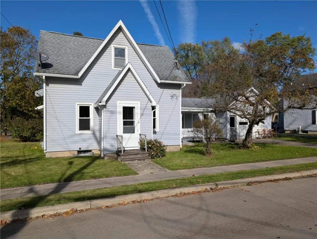 48 Central St., Moravia, New York 13118, Moravia, New York 13118, 2 Bedrooms Bedrooms, 7 Rooms Rooms,1 BathroomBathrooms,Residential,For Sale,48 Central St., Moravia, New York 13118,0,R1649340