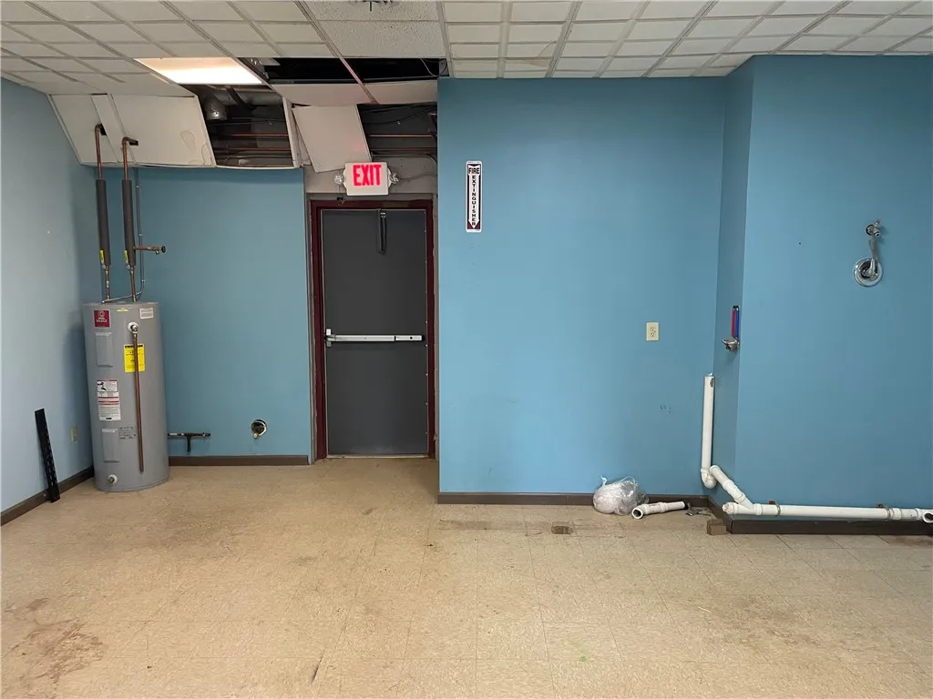 502 Long Pond Rd, Greece, New York 14612, Greece, New York 14612, ,Commercial Lease,For Rent,502 Long Pond Rd, Greece, New York 14612,0,R1649537