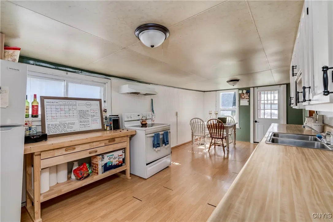 8133 Wood Road, Diana, New York 13648, Diana, New York 13648, 2 Bedrooms Bedrooms, 7 Rooms Rooms,1 BathroomBathrooms,Residential,For Sale,8133 Wood Road, Diana, New York 13648,0,S1649519