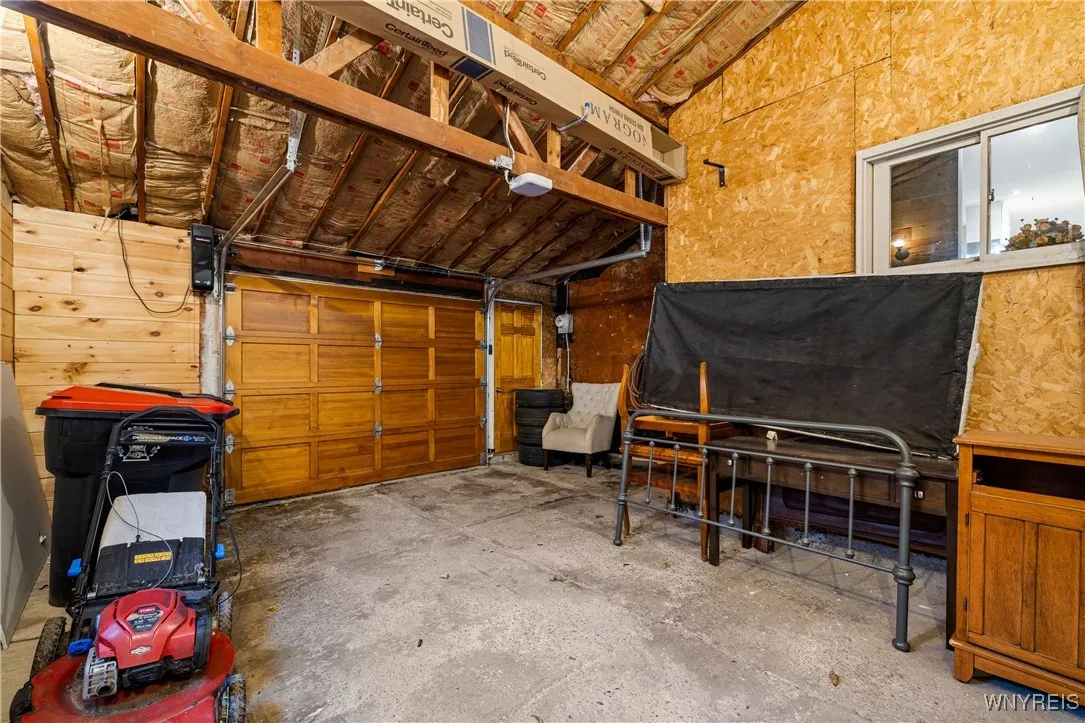 142 Albert Drive, Lancaster, New York 14086, Lancaster, New York 14086, 4 Bedrooms Bedrooms, 9 Rooms Rooms,1 BathroomBathrooms,Residential,For Sale,142 Albert Drive, Lancaster, New York 14086,0,B1649384