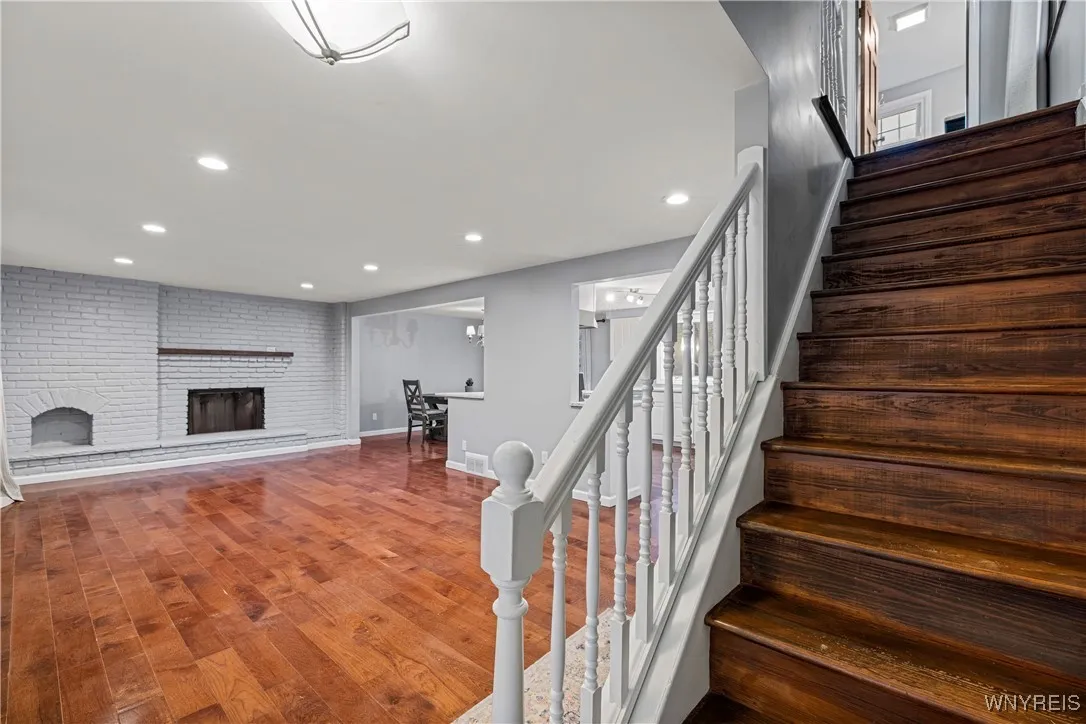 142 Albert Drive, Lancaster, New York 14086, Lancaster, New York 14086, 4 Bedrooms Bedrooms, 9 Rooms Rooms,1 BathroomBathrooms,Residential,For Sale,142 Albert Drive, Lancaster, New York 14086,0,B1649384