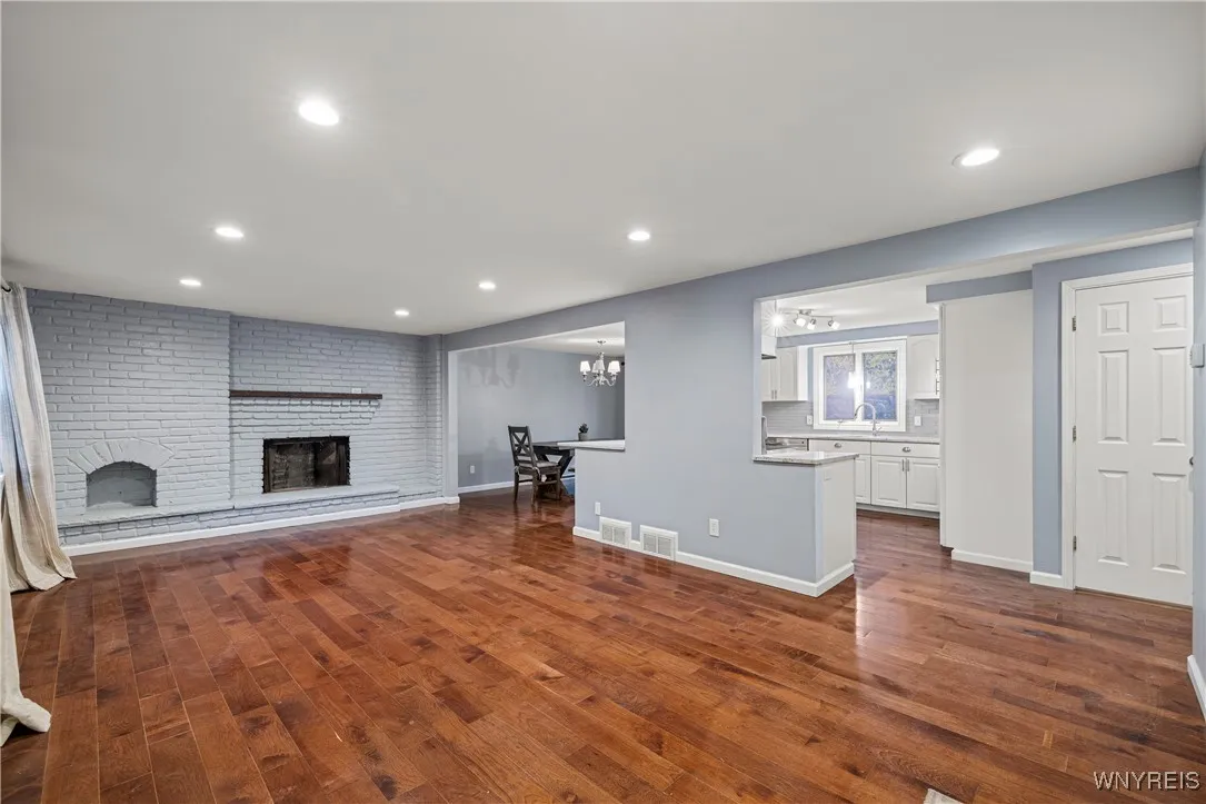 142 Albert Drive, Lancaster, New York 14086, Lancaster, New York 14086, 4 Bedrooms Bedrooms, 9 Rooms Rooms,1 BathroomBathrooms,Residential,For Sale,142 Albert Drive, Lancaster, New York 14086,0,B1649384