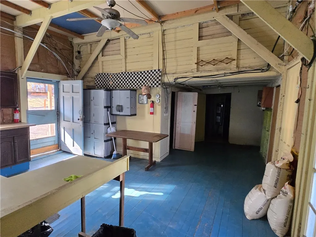 Whether you’re planning a rebuild, a modern cottage conversion, or a seasonal retreat, the interior is primed for a full transformation without needing to undo someone else’s updates.