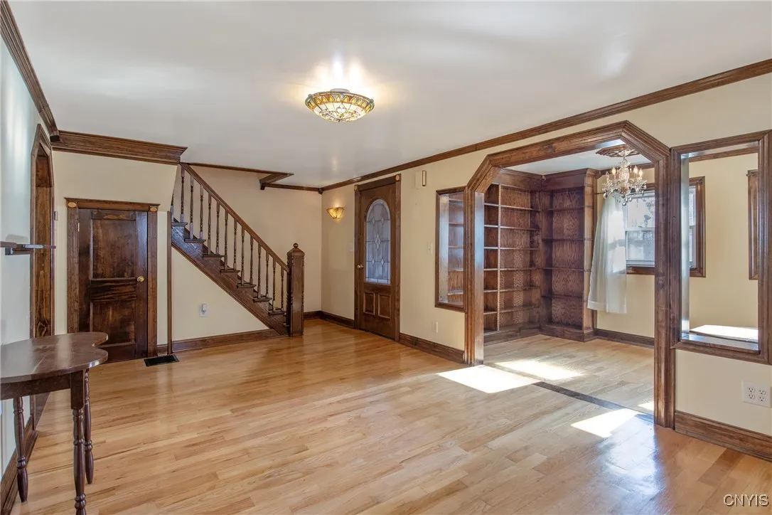 Syracuse, New York 13224, 2 Bedrooms Bedrooms, 9 Rooms Rooms,1 BathroomBathrooms,Residential,For Sale,0,S1649255