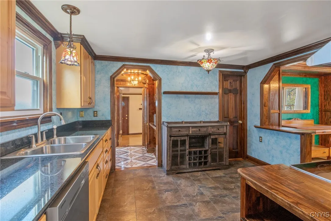 Syracuse, New York 13224, 2 Bedrooms Bedrooms, 9 Rooms Rooms,1 BathroomBathrooms,Residential,For Sale,0,S1649255