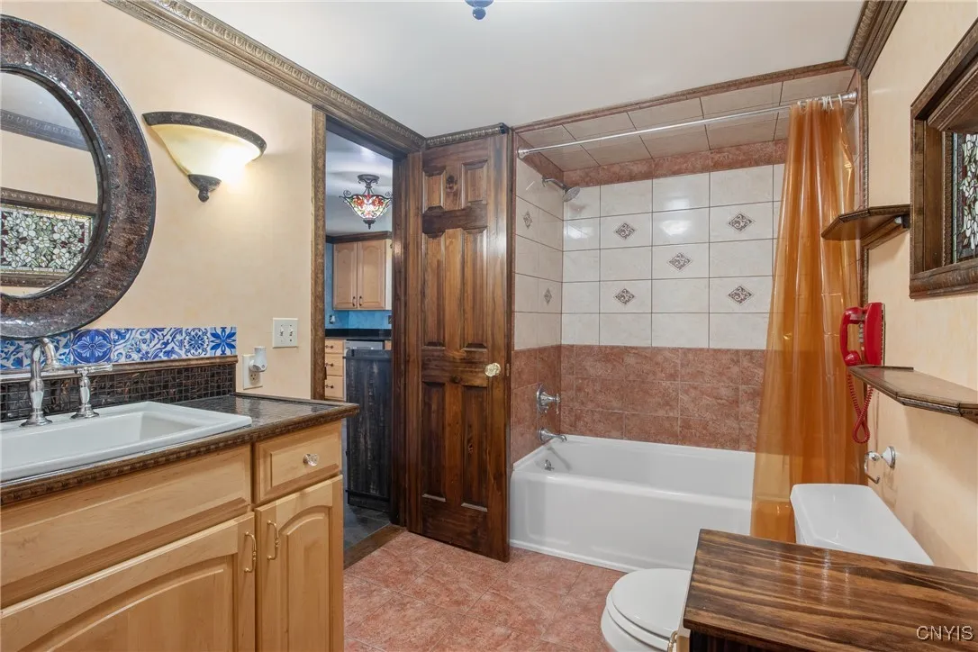 Syracuse, New York 13224, 2 Bedrooms Bedrooms, 9 Rooms Rooms,1 BathroomBathrooms,Residential,For Sale,0,S1649255