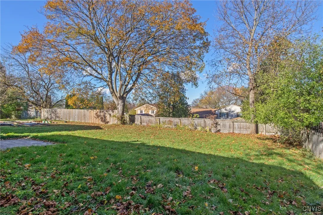 Syracuse, New York 13224, 2 Bedrooms Bedrooms, 9 Rooms Rooms,1 BathroomBathrooms,Residential,For Sale,0,S1649255