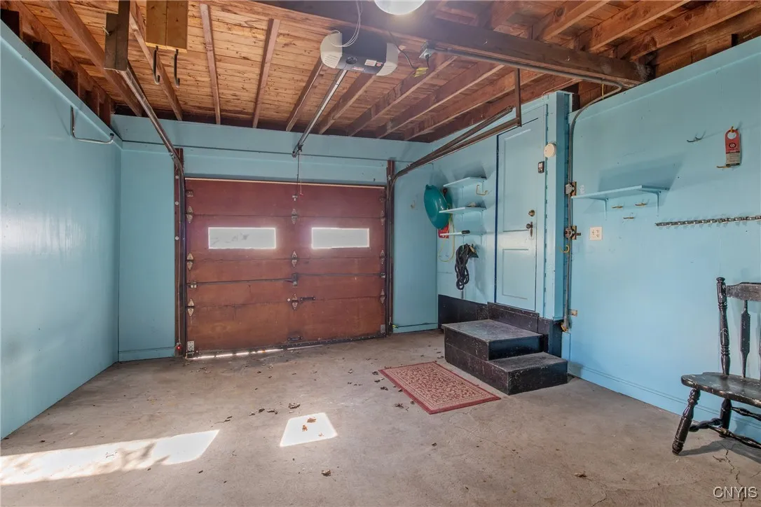 Syracuse, New York 13224, 2 Bedrooms Bedrooms, 9 Rooms Rooms,1 BathroomBathrooms,Residential,For Sale,0,S1649255