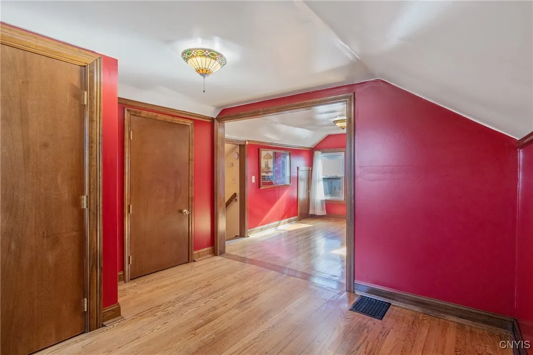 Syracuse, New York 13224, 2 Bedrooms Bedrooms, 9 Rooms Rooms,1 BathroomBathrooms,Residential,For Sale,0,S1649255