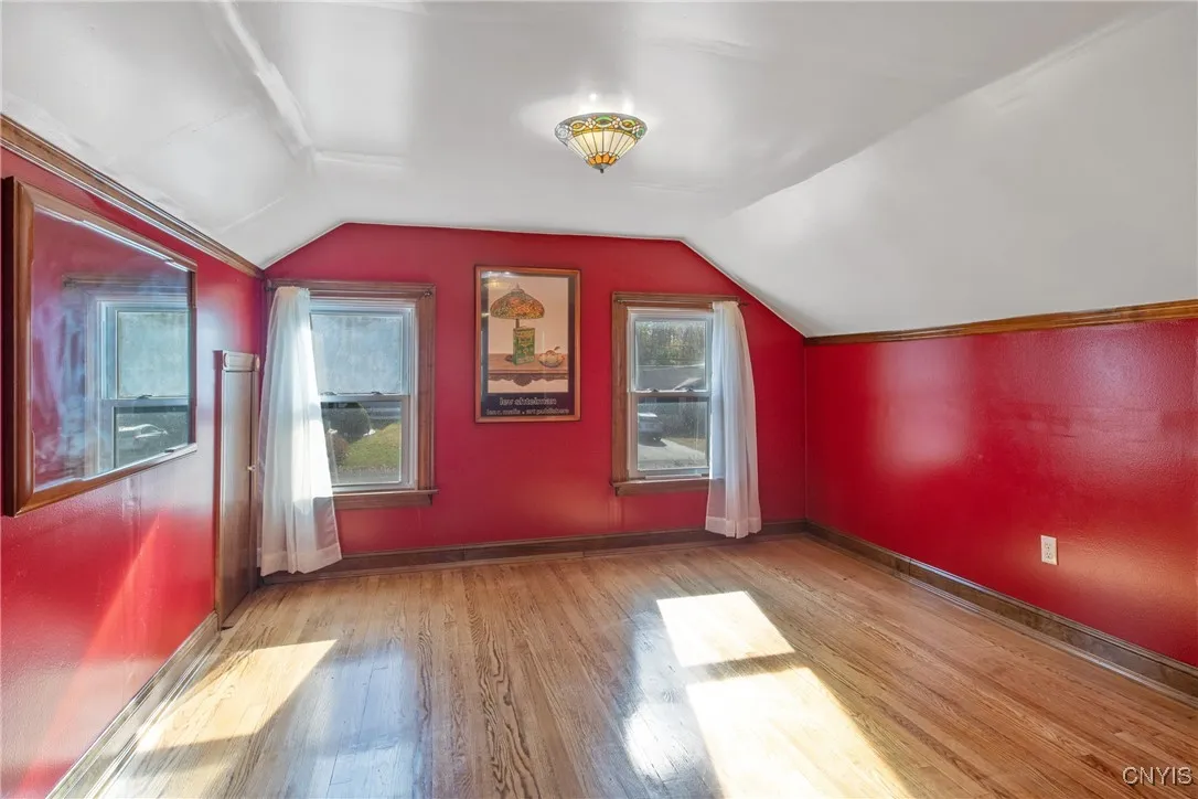 Syracuse, New York 13224, 2 Bedrooms Bedrooms, 9 Rooms Rooms,1 BathroomBathrooms,Residential,For Sale,0,S1649255