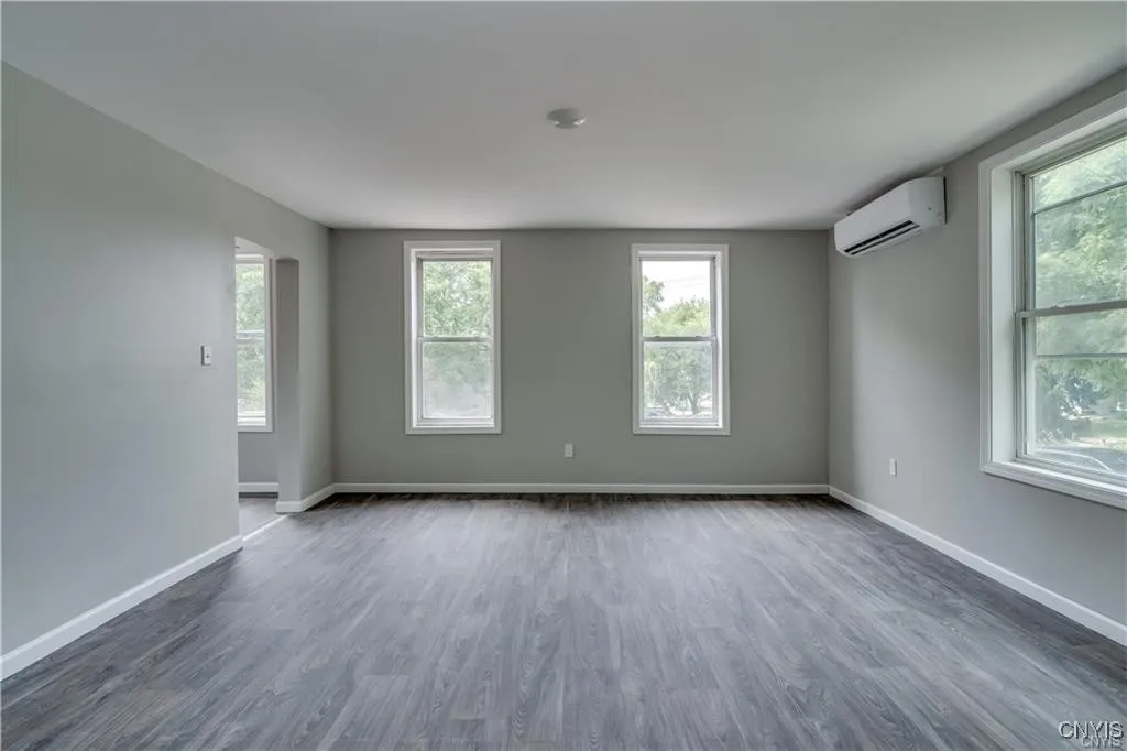 31 Main St, Antwerp, New York 13608, Antwerp, New York 13608, 4 Bedrooms Bedrooms, 14 Rooms Rooms,3 BathroomsBathrooms,Residential,For Sale,31 Main St, Antwerp, New York 13608,0,S1648943