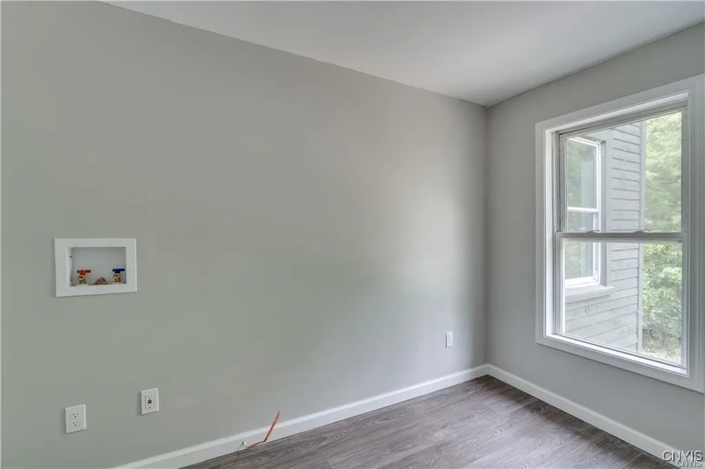 31 Main St, Antwerp, New York 13608, Antwerp, New York 13608, 4 Bedrooms Bedrooms, 14 Rooms Rooms,3 BathroomsBathrooms,Residential,For Sale,31 Main St, Antwerp, New York 13608,0,S1648943