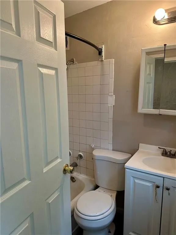 933 Jefferson Avenue, Rochester, New York 14611, Rochester, New York 14611, 3 Bedrooms Bedrooms, 6 Rooms Rooms,1 BathroomBathrooms,Residential,For Sale,933 Jefferson Avenue, Rochester, New York 14611,0,R1649457