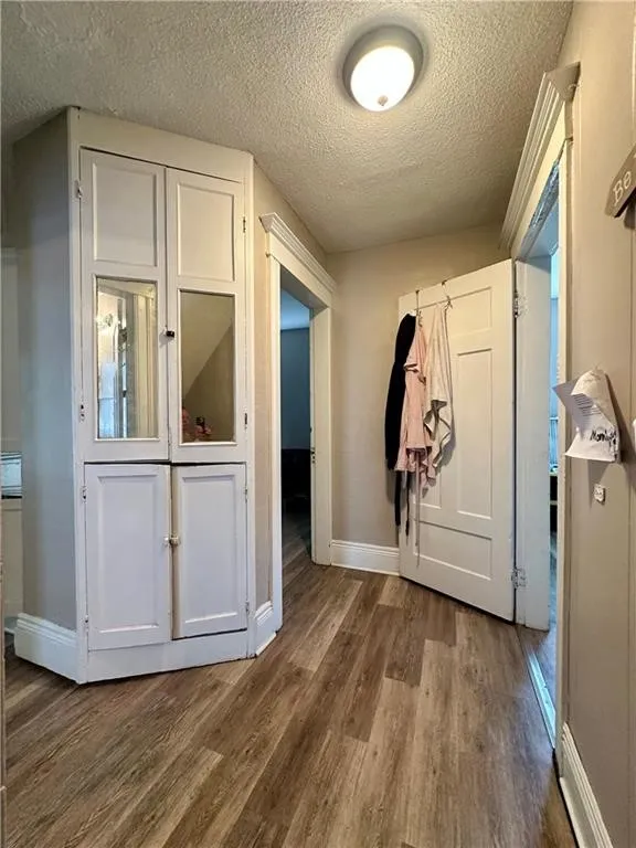 46 Elgin Street, Rochester, New York 14611, Rochester, New York 14611, 3 Bedrooms Bedrooms, 5 Rooms Rooms,1 BathroomBathrooms,Residential,For Sale,46 Elgin Street, Rochester, New York 14611,0,R1649456