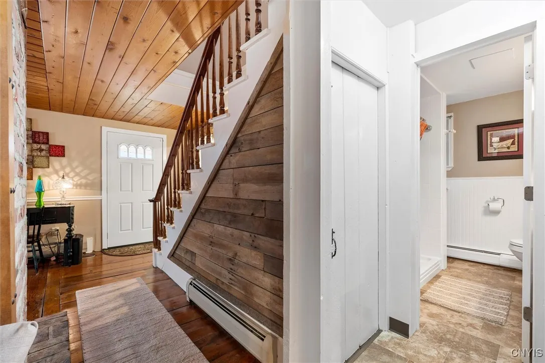 4987 Ver Plank Road, Clay, New York 13041, Clay, New York 13041, 3 Bedrooms Bedrooms, 6 Rooms Rooms,1 BathroomBathrooms,Residential,For Sale,4987 Ver Plank Road, Clay, New York 13041,0,S1649354