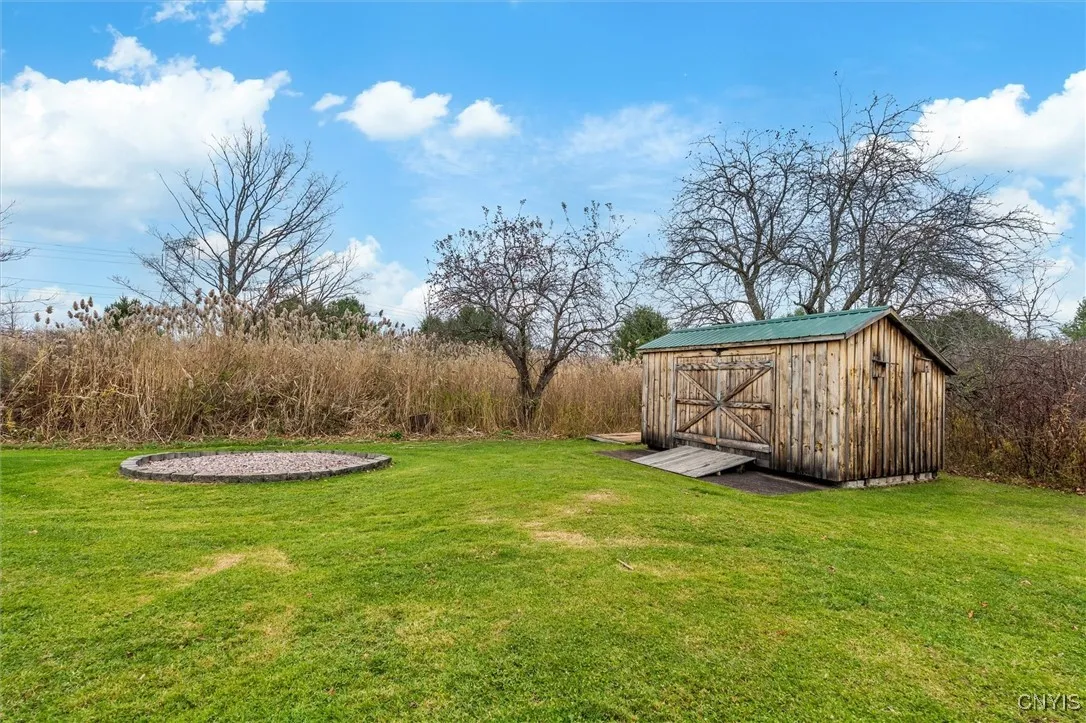 4987 Ver Plank Road, Clay, New York 13041, Clay, New York 13041, 3 Bedrooms Bedrooms, 6 Rooms Rooms,1 BathroomBathrooms,Residential,For Sale,4987 Ver Plank Road, Clay, New York 13041,0,S1649354