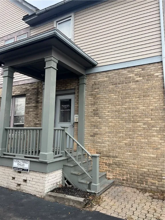 1685 Monroe Ave, Brighton, New York 14618, Brighton, New York 14618, 1 Bedroom Bedrooms, 1 Room Rooms,1 BathroomBathrooms,Residential Lease,For Rent,1685 Monroe Ave, Brighton, New York 14618,0,R1649240
