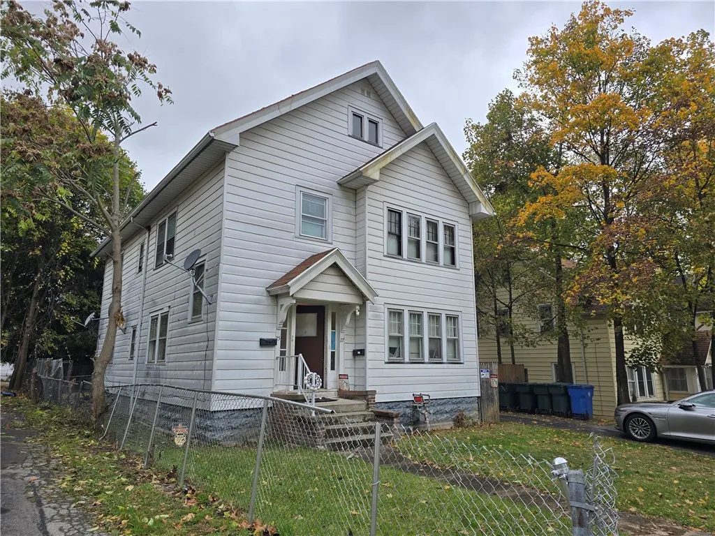 25 Nye Park, Rochester, New York 14621, Rochester, New York 14621, 6 Bedrooms Bedrooms, ,2 BathroomsBathrooms,Residential,For Sale,25 Nye Park, Rochester, New York 14621,0,R1649467