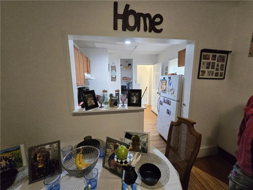 25 Nye Park, Rochester, New York 14621, Rochester, New York 14621, 6 Bedrooms Bedrooms, ,2 BathroomsBathrooms,Residential,For Sale,25 Nye Park, Rochester, New York 14621,0,R1649467