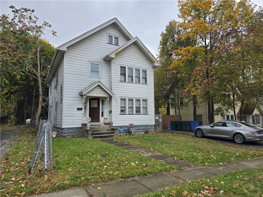 25 Nye Park, Rochester, New York 14621, Rochester, New York 14621, 6 Bedrooms Bedrooms, ,2 BathroomsBathrooms,Residential,For Sale,25 Nye Park, Rochester, New York 14621,0,R1649467