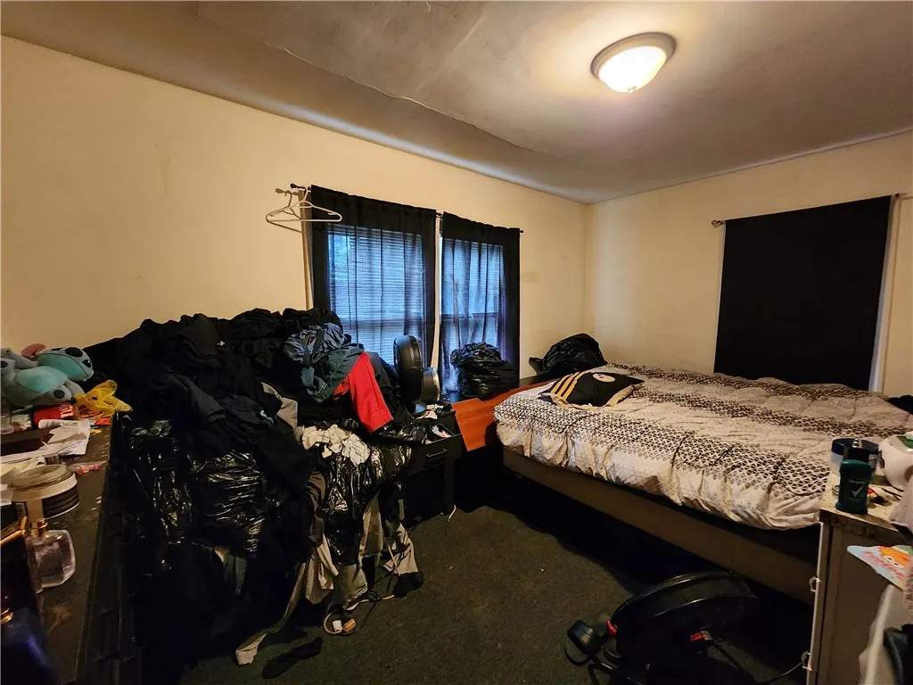25 Nye Park, Rochester, New York 14621, Rochester, New York 14621, 6 Bedrooms Bedrooms, ,2 BathroomsBathrooms,Residential,For Sale,25 Nye Park, Rochester, New York 14621,0,R1649467