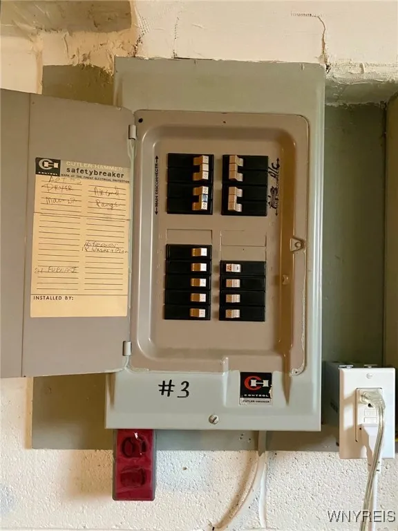 105 Old Lyme Drive 3, Amherst, New York 14221, Amherst, New York 14221, 2 Bedrooms Bedrooms, 5 Rooms Rooms,1 BathroomBathrooms,Residential,For Sale,105 Old Lyme Drive 3, Amherst, New York 14221,0,B1649546