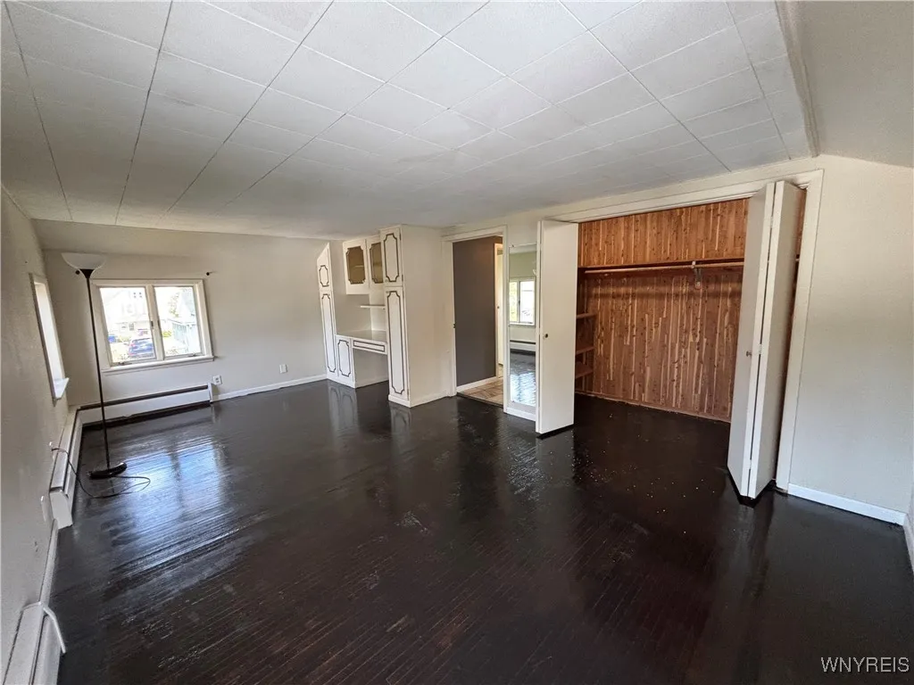 15 4th Street, Evans, New York 14006, Evans, New York 14006, 2 Bedrooms Bedrooms, 4 Rooms Rooms,1 BathroomBathrooms,Residential,For Sale,15 4th Street, Evans, New York 14006,0,B1649124