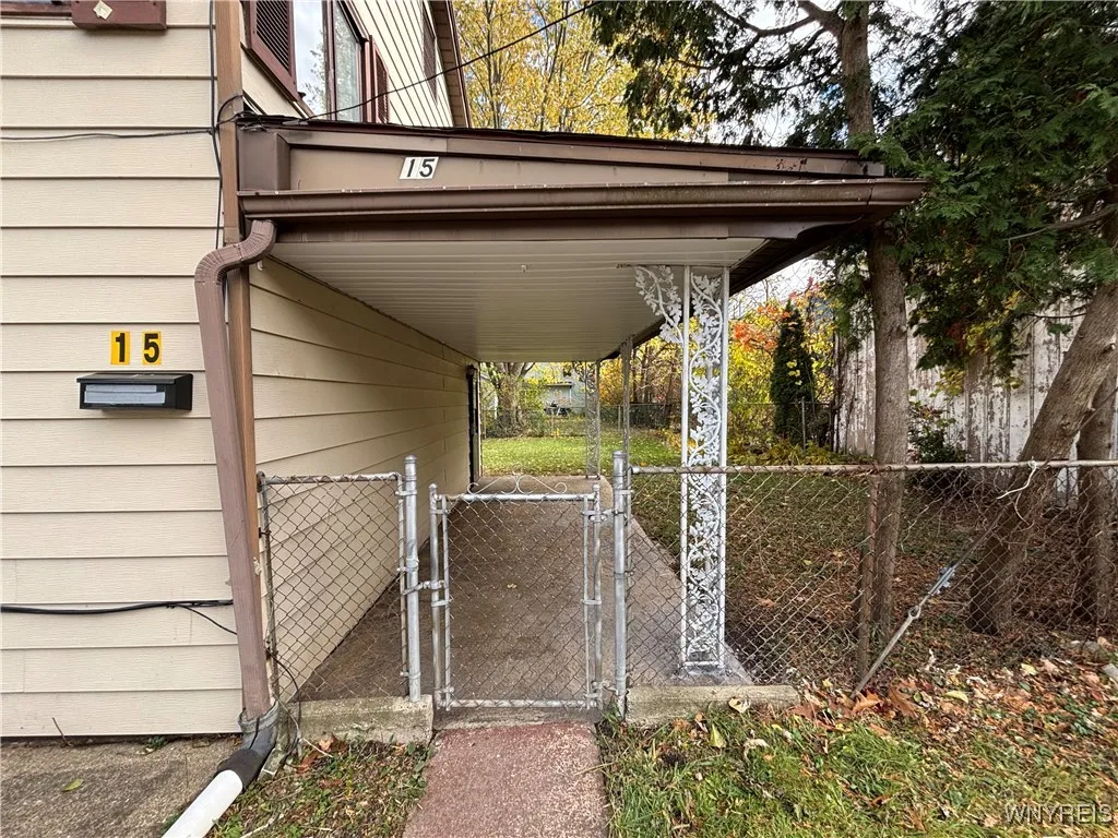 15 4th Street, Evans, New York 14006, Evans, New York 14006, 2 Bedrooms Bedrooms, 4 Rooms Rooms,1 BathroomBathrooms,Residential,For Sale,15 4th Street, Evans, New York 14006,0,B1649124