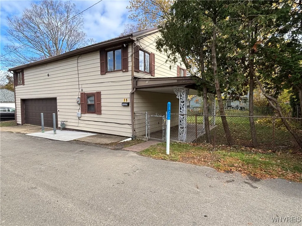 15 4th Street, Evans, New York 14006, Evans, New York 14006, 2 Bedrooms Bedrooms, 4 Rooms Rooms,1 BathroomBathrooms,Residential,For Sale,15 4th Street, Evans, New York 14006,0,B1649124
