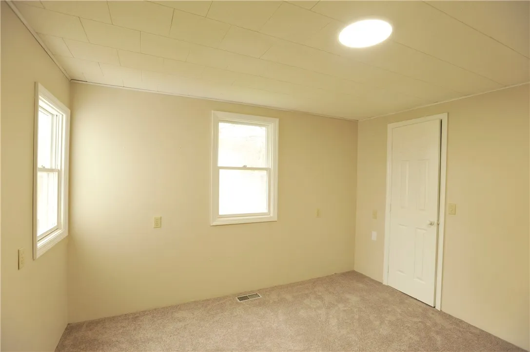 756 Carpenter Street, Elmira City, New York 14901, Elmira City, New York 14901, 4 Bedrooms Bedrooms, 7 Rooms Rooms,2 BathroomsBathrooms,Residential,For Sale,756 Carpenter Street, Elmira City, New York 14901,0,R1649281