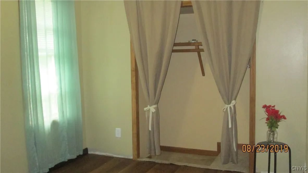 418 Cross Street, Watertown City, New York 13601, Watertown City, New York 13601, 2 Bedrooms Bedrooms, 4 Rooms Rooms,1 BathroomBathrooms,Residential Lease,For Rent,418 Cross Street, Watertown City, New York 13601,0,S1649544