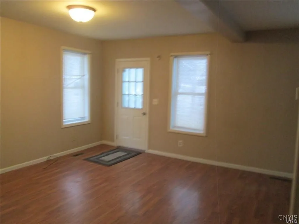 418 Cross Street, Watertown City, New York 13601, Watertown City, New York 13601, 2 Bedrooms Bedrooms, 4 Rooms Rooms,1 BathroomBathrooms,Residential Lease,For Rent,418 Cross Street, Watertown City, New York 13601,0,S1649544