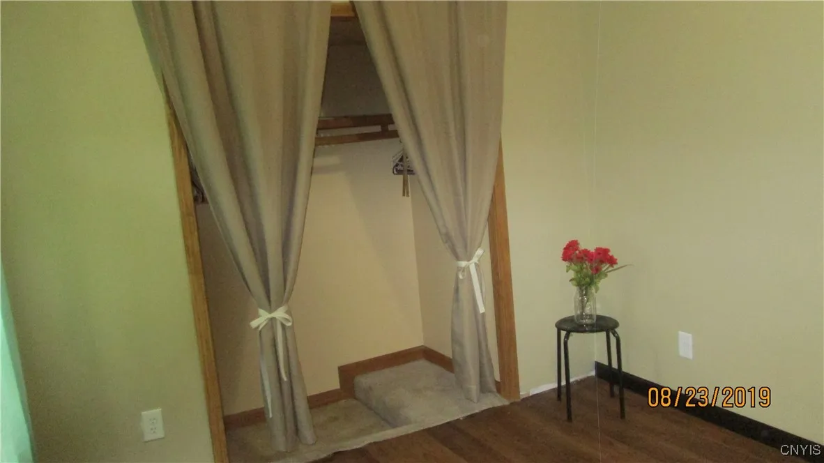 418 Cross Street, Watertown City, New York 13601, Watertown City, New York 13601, 2 Bedrooms Bedrooms, 4 Rooms Rooms,1 BathroomBathrooms,Residential Lease,For Rent,418 Cross Street, Watertown City, New York 13601,0,S1649544