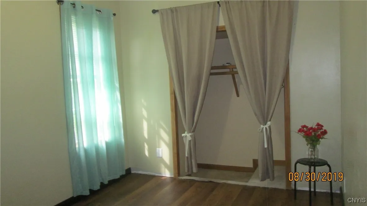 418 Cross Street, Watertown City, New York 13601, Watertown City, New York 13601, 2 Bedrooms Bedrooms, 4 Rooms Rooms,1 BathroomBathrooms,Residential Lease,For Rent,418 Cross Street, Watertown City, New York 13601,0,S1649544