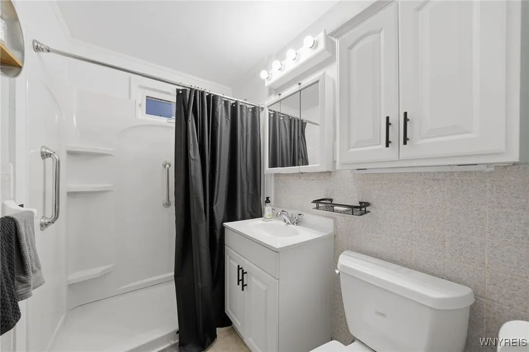 83 Melody Lane, Tonawanda, New York 14150, Tonawanda, New York 14150, 3 Bedrooms Bedrooms, 6 Rooms Rooms,2 BathroomsBathrooms,Residential,For Sale,83 Melody Lane, Tonawanda, New York 14150,0,B1649429