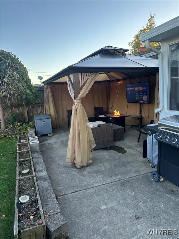 83 Melody Lane, Tonawanda, New York 14150, Tonawanda, New York 14150, 3 Bedrooms Bedrooms, 6 Rooms Rooms,2 BathroomsBathrooms,Residential,For Sale,83 Melody Lane, Tonawanda, New York 14150,0,B1649429