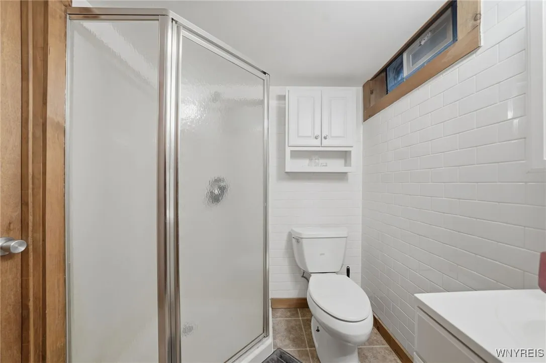 83 Melody Lane, Tonawanda, New York 14150, Tonawanda, New York 14150, 3 Bedrooms Bedrooms, 6 Rooms Rooms,2 BathroomsBathrooms,Residential,For Sale,83 Melody Lane, Tonawanda, New York 14150,0,B1649429