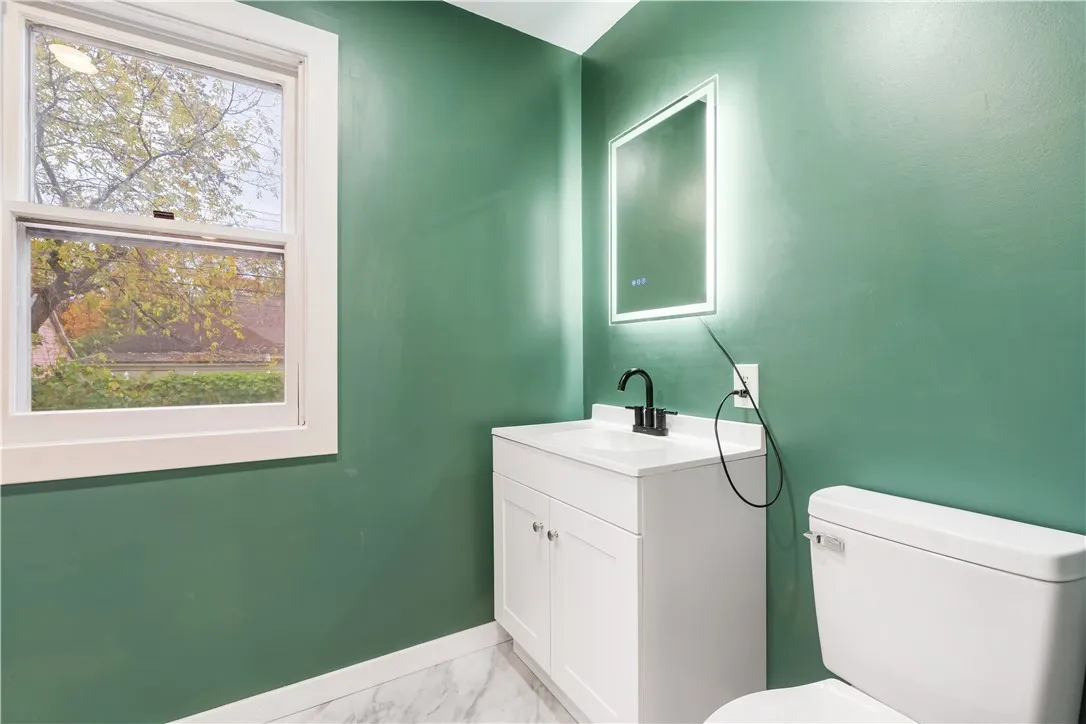 98 Bayton Drive, Irondequoit, New York 14622, Irondequoit, New York 14622, 2 Bedrooms Bedrooms, 6 Rooms Rooms,1 BathroomBathrooms,Residential,For Sale,98 Bayton Drive, Irondequoit, New York 14622,0,R1649203