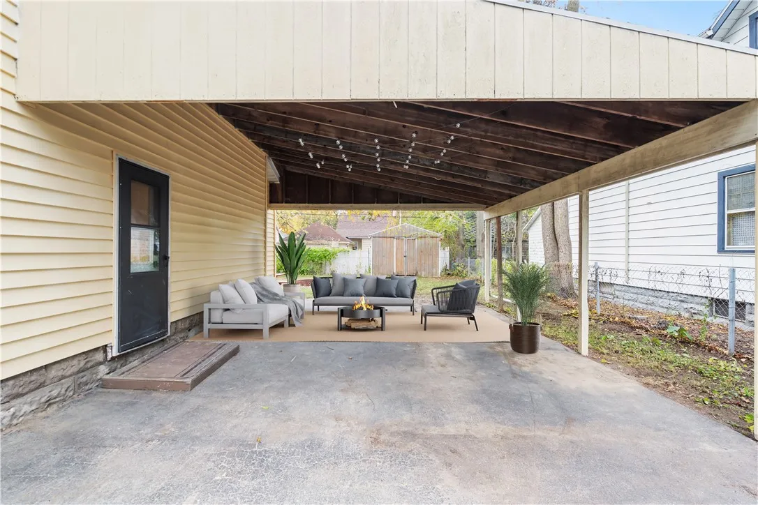 98 Bayton Drive, Irondequoit, New York 14622, Irondequoit, New York 14622, 2 Bedrooms Bedrooms, 6 Rooms Rooms,1 BathroomBathrooms,Residential,For Sale,98 Bayton Drive, Irondequoit, New York 14622,0,R1649203