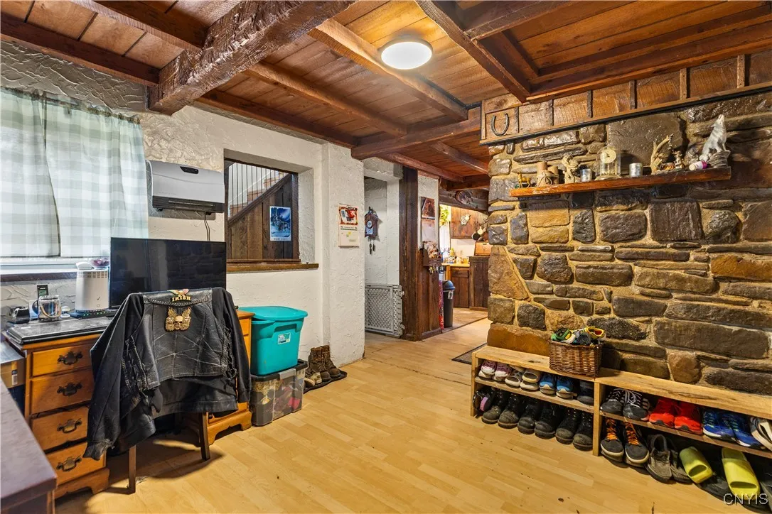 11695 Creek Road, Annsville, New York 13471, Annsville, New York 13471, 4 Bedrooms Bedrooms, 8 Rooms Rooms,1 BathroomBathrooms,Residential,For Sale,11695 Creek Road, Annsville, New York 13471,0,S1649506