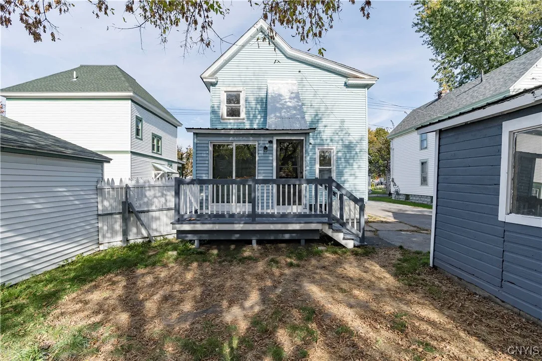 827 Ann Street, Watertown City, New York 13601, Watertown City, New York 13601, 2 Bedrooms Bedrooms, ,2 BathroomsBathrooms,Residential,For Sale,827 Ann Street, Watertown City, New York 13601,0,S1649560