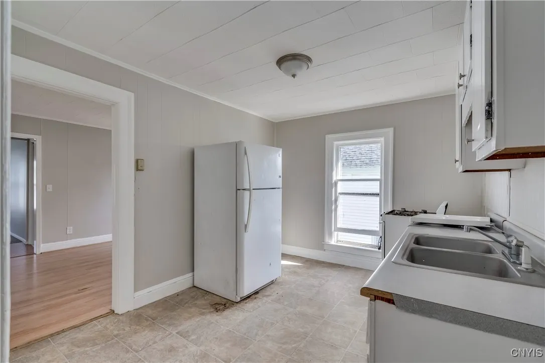 827 Ann Street, Watertown City, New York 13601, Watertown City, New York 13601, 2 Bedrooms Bedrooms, ,2 BathroomsBathrooms,Residential,For Sale,827 Ann Street, Watertown City, New York 13601,0,S1649560
