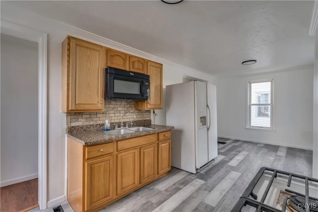 827 Ann Street, Watertown City, New York 13601, Watertown City, New York 13601, 2 Bedrooms Bedrooms, ,2 BathroomsBathrooms,Residential,For Sale,827 Ann Street, Watertown City, New York 13601,0,S1649560