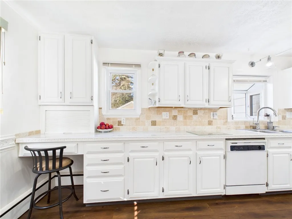 9 North 3rd Street, Foster Town, Pennsylvania 1670, Foster Town, Pennsylvania 16701, 3 Bedrooms Bedrooms, 7 Rooms Rooms,1 BathroomBathrooms,Residential,For Sale,9 North 3rd Street, Foster Town, Pennsylvania 1670,0,R1649443