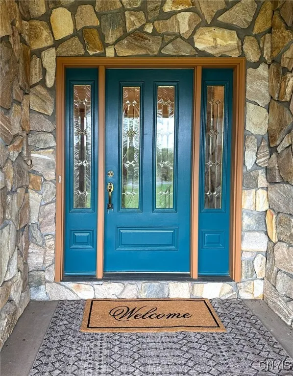 2354 Middle Road, Oneida, New York 13421, Oneida, New York 13421, 3 Bedrooms Bedrooms, 11 Rooms Rooms,2 BathroomsBathrooms,Residential,For Sale,2354 Middle Road, Oneida, New York 13421,0,S1649583