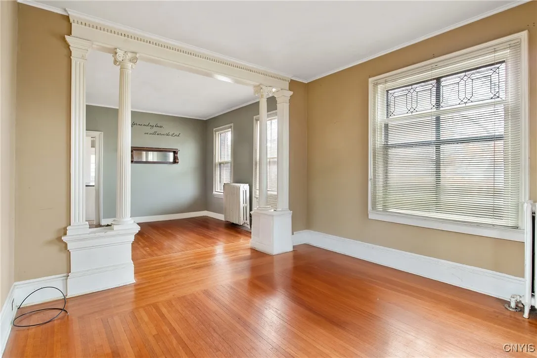 274 West 5th Street, Oswego, New York 13126, Oswego, New York 13126, 3 Bedrooms Bedrooms, 10 Rooms Rooms,1 BathroomBathrooms,Residential,For Sale,274 West 5th Street, Oswego, New York 13126,0,S1649418